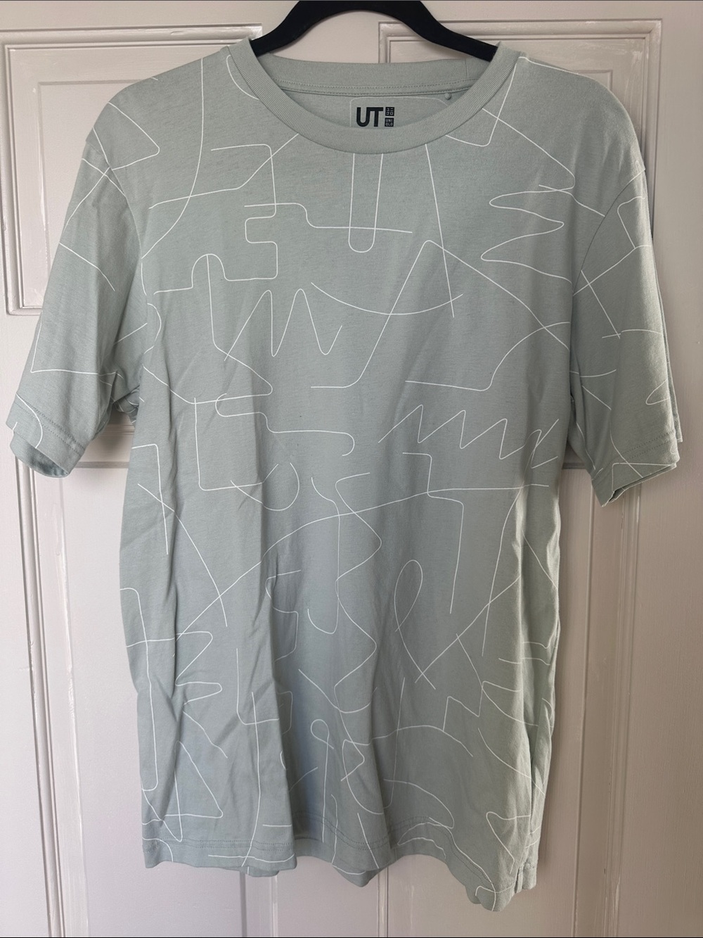Uniqlo Light Sage Tee with White Line Graphic